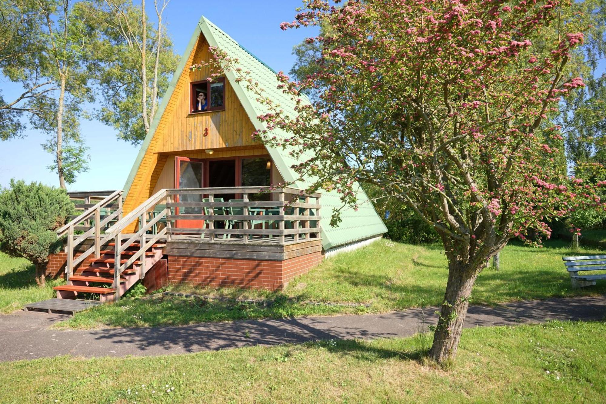 The Rainbow - Domki Letniskowe Dzwirzyno Exterior photo